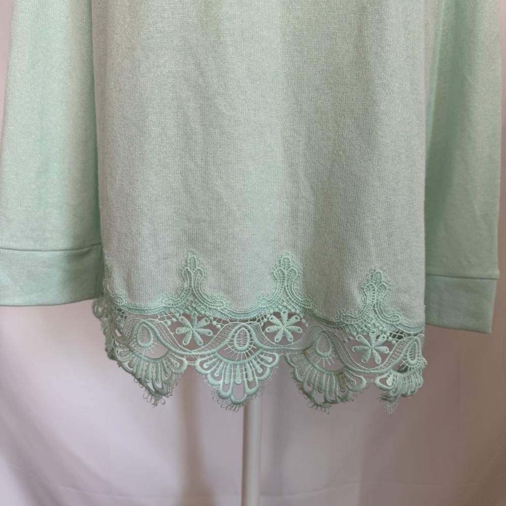 Soft Surroundings Sweater Women's Size M Lace Hem L/S Tunic Top Green - Picture 3 of 9